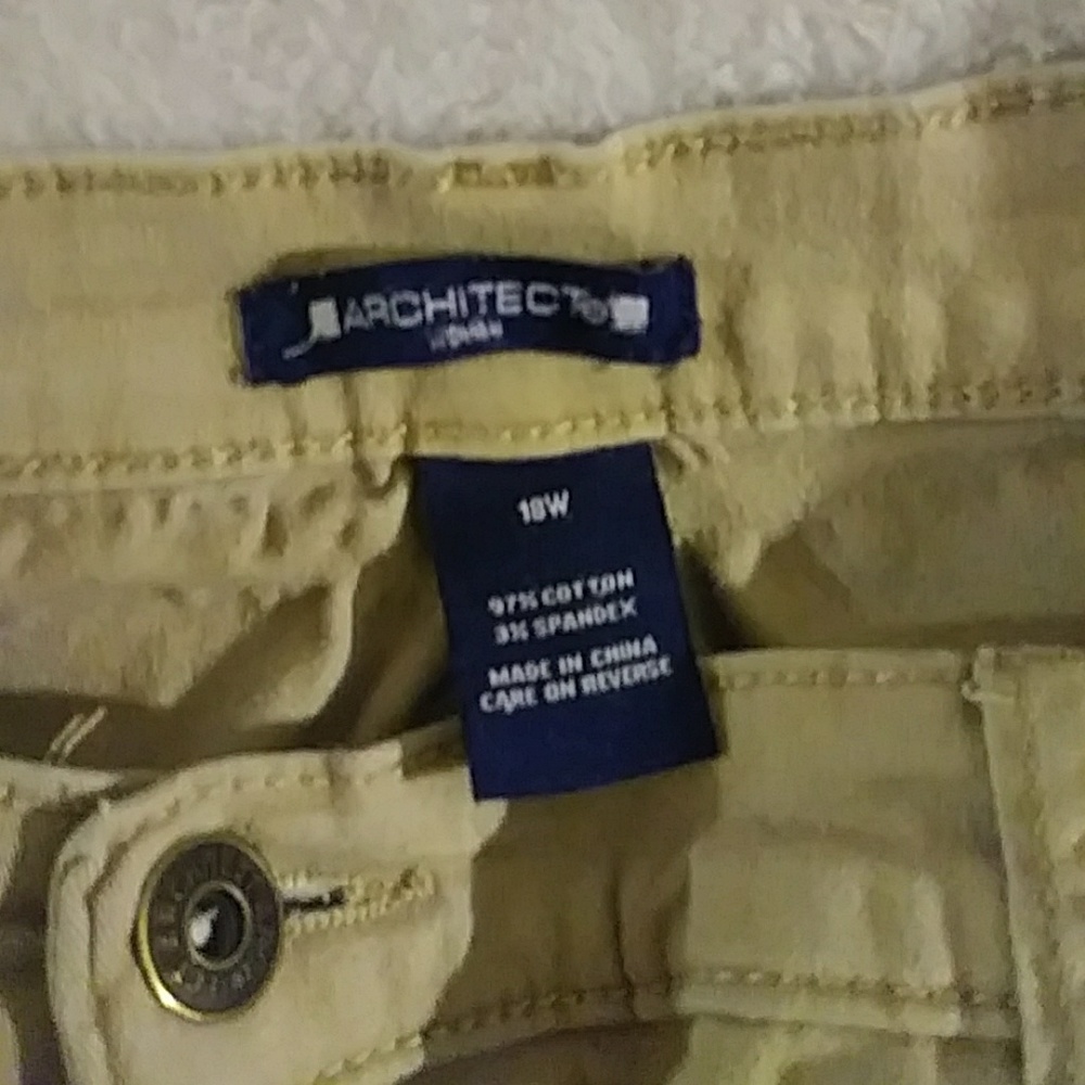 Pants - Picture 2 of 4